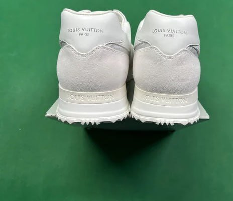 Louis Vuitton run away