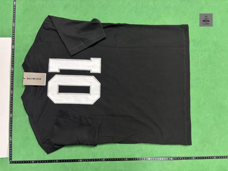 Balenciaga T-SHIRT