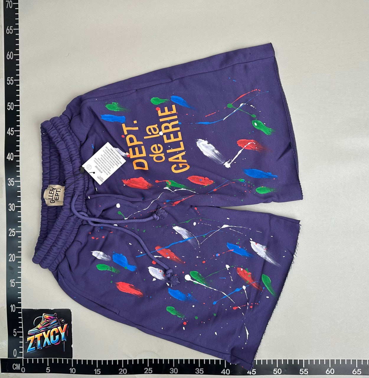 Gallery shorts