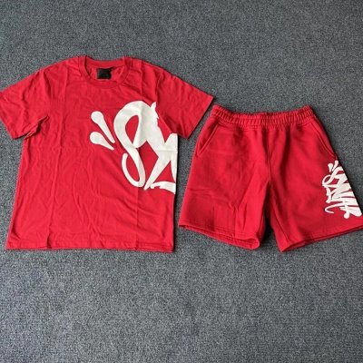 syna  tee