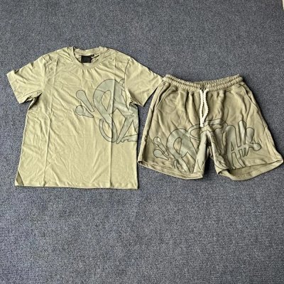 syna  tee