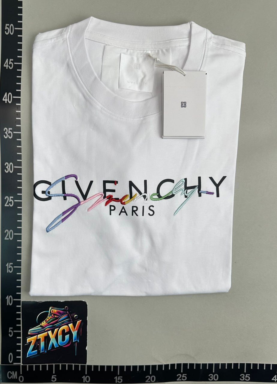 Givenchy T-shirt