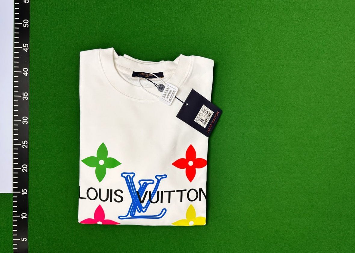 Louis Vuitton Sweatshirt