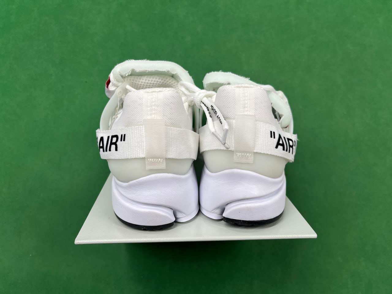 OFF-WHITE X AIR PRESTO