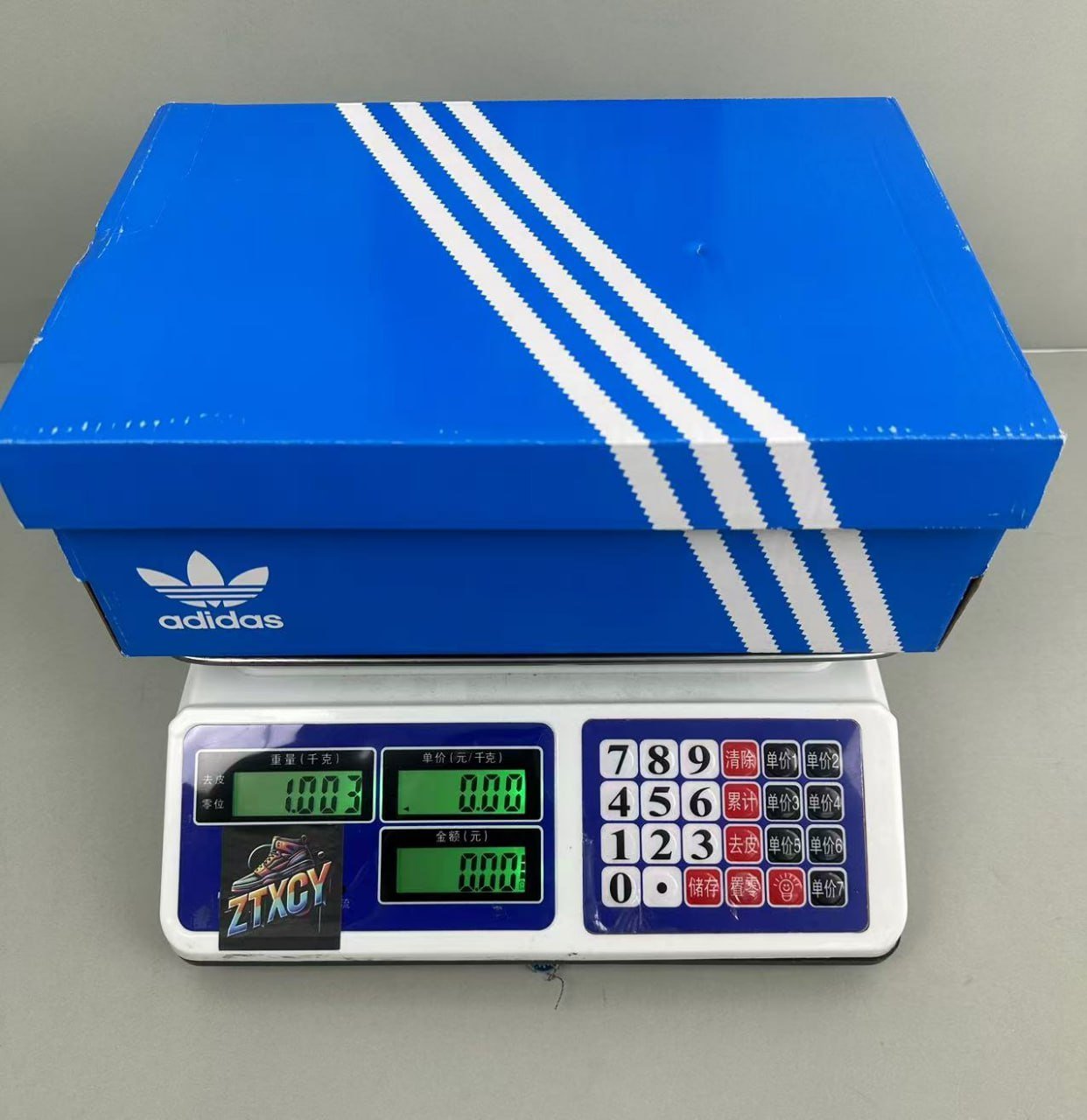 ADIDAS FORUM  shoes