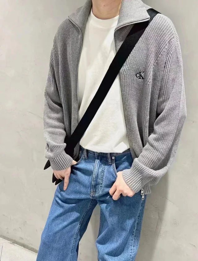 Calvin Klein high-q