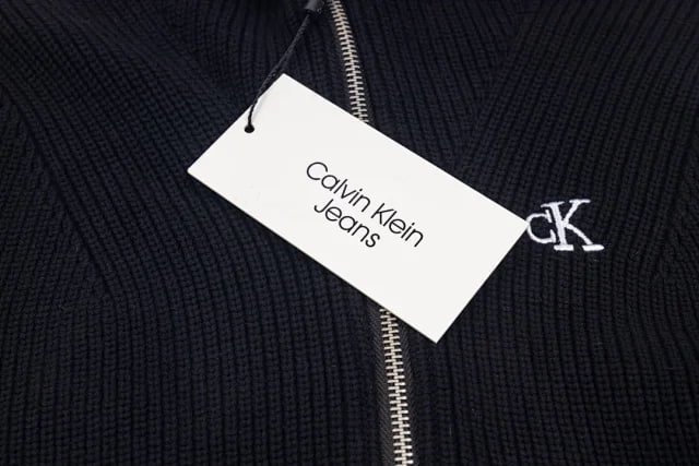 Calvin Klein high-q