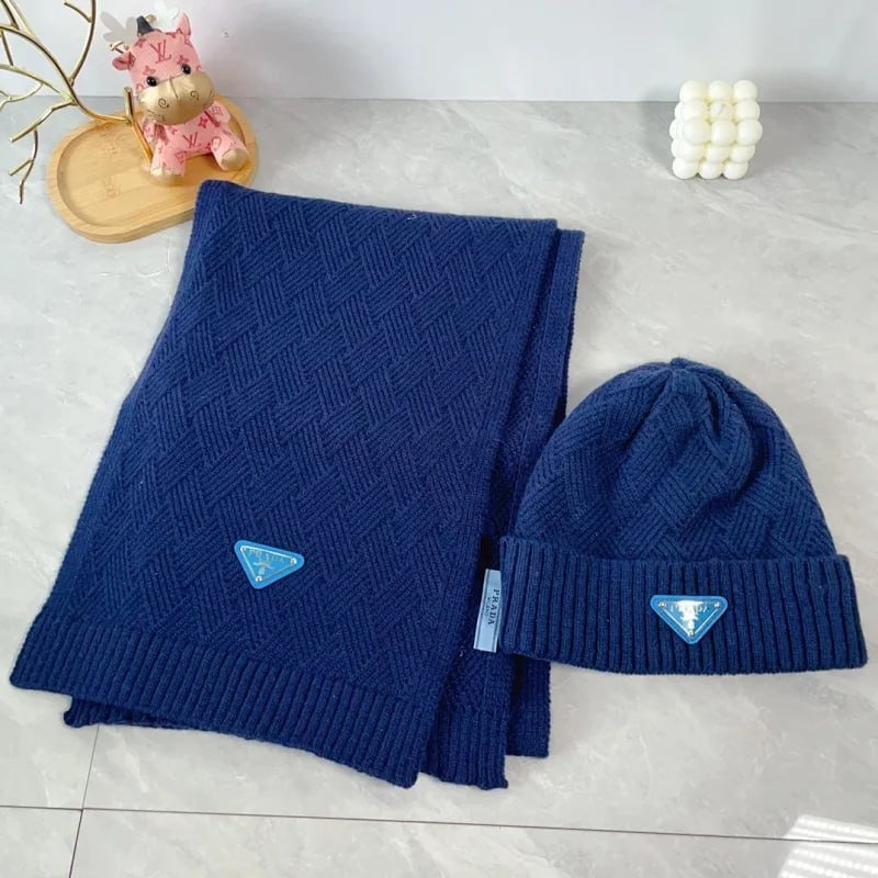 gg lv Chanel Beanie Scarf