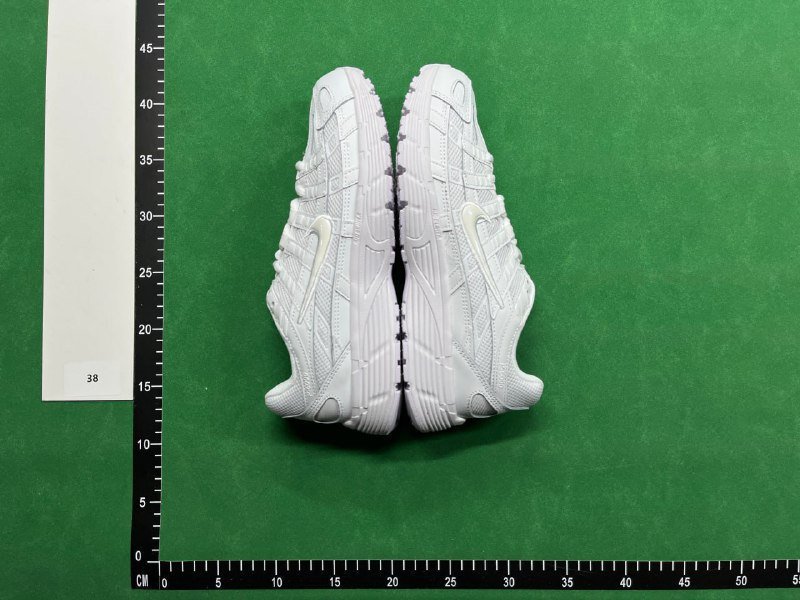 Nike 6000 sneakers