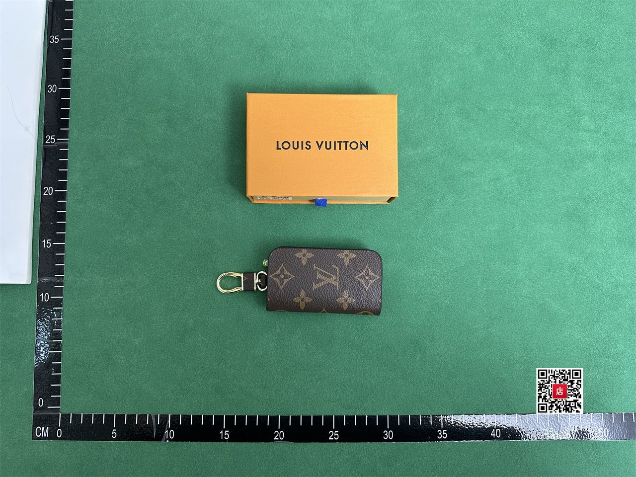  Louis Vuitton/Gucci Card Case