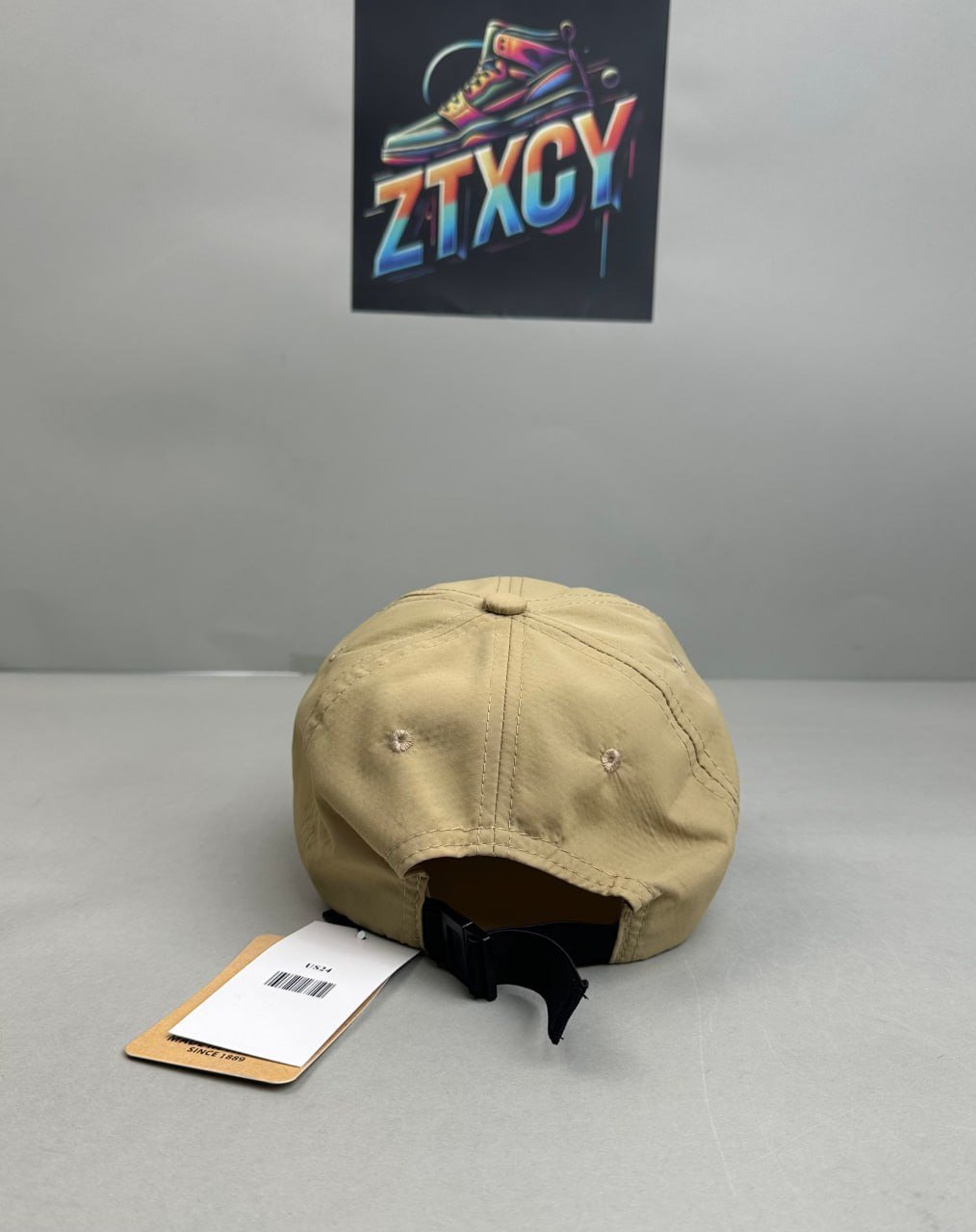 Carhartt hat