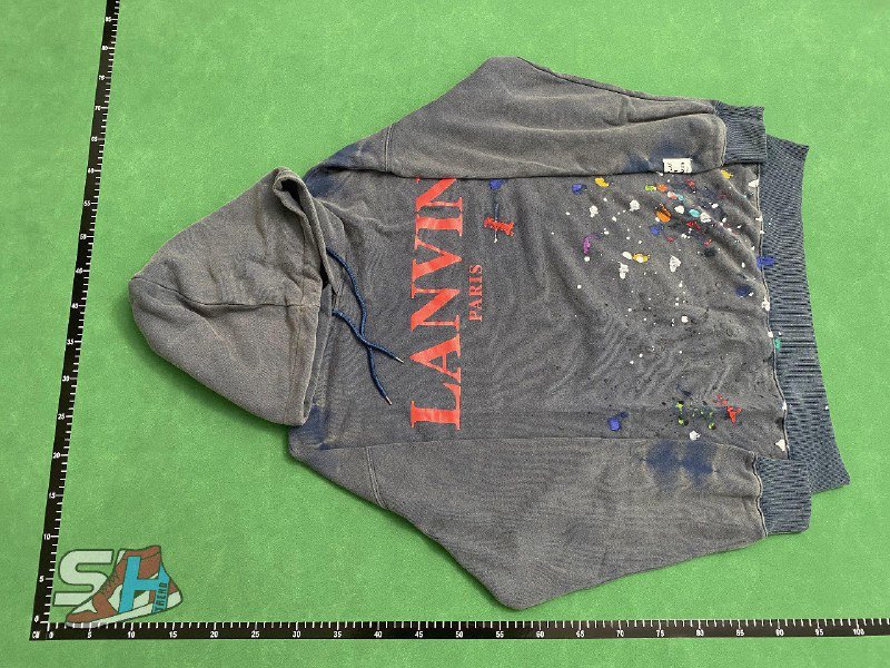 SUPREME HOODIES