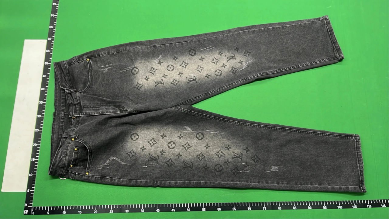 Louis Vuitton Jeans Pants