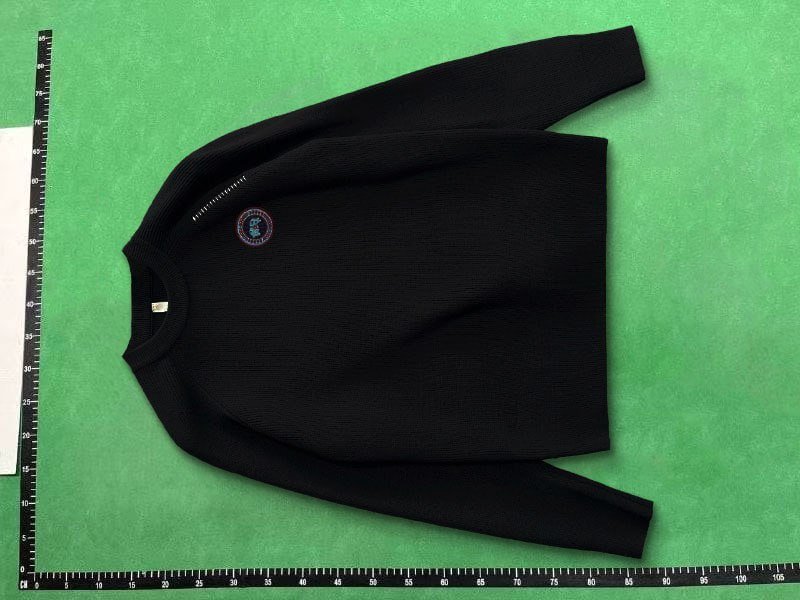  Canada Goose Sweater