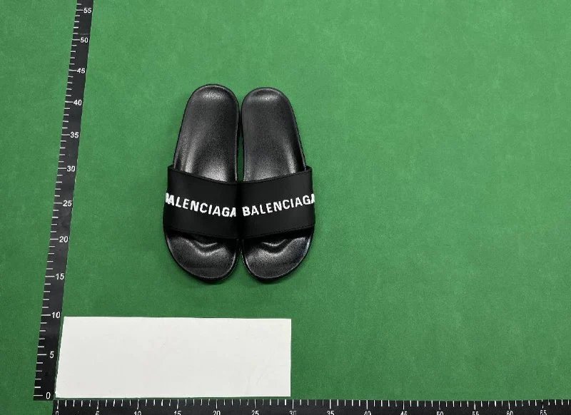 Balenciaga slippers