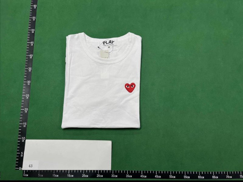 PLAY T-Shirt