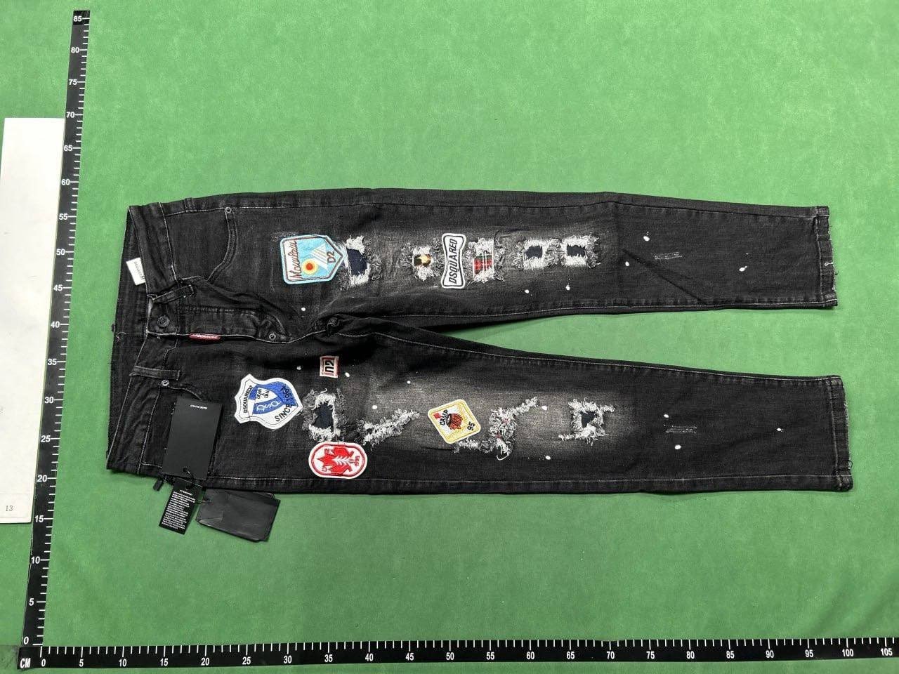 DSQUARED 2 jeans