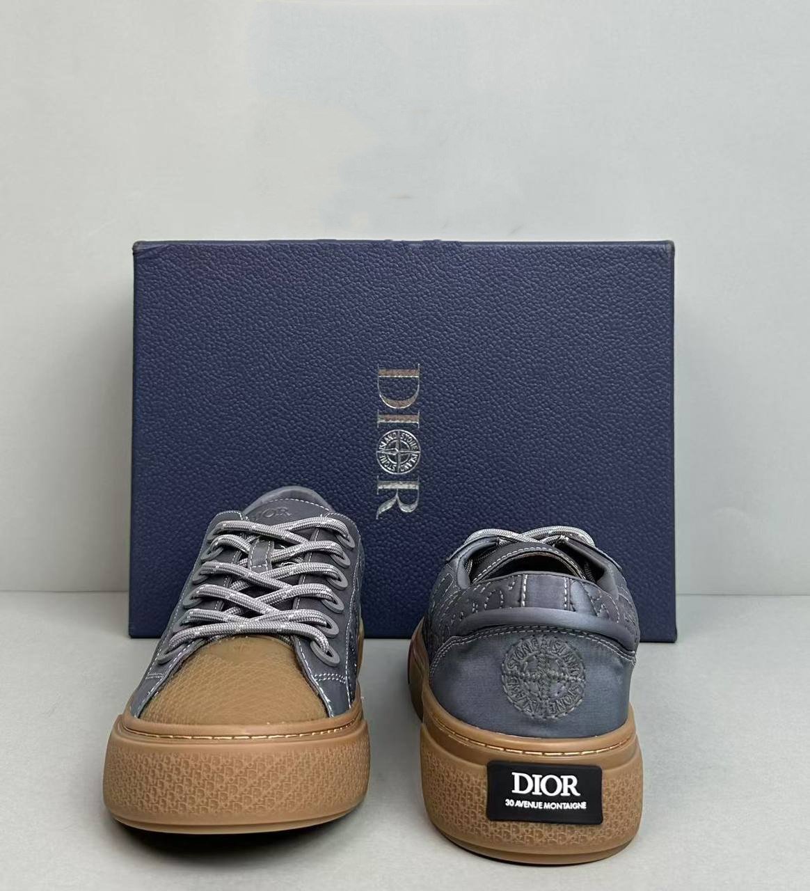 DIOR 