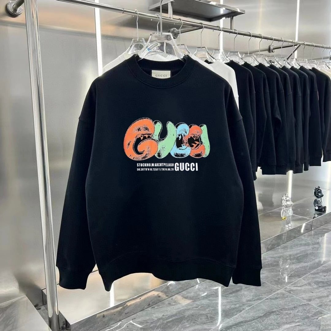 Gucci T-shirt/Hoodie