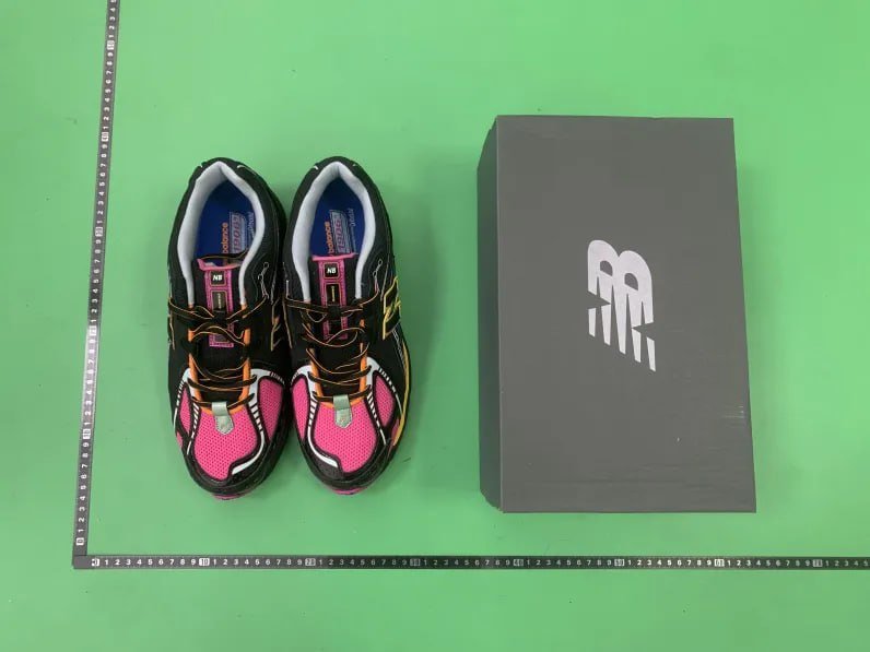 New Balance 19O6D