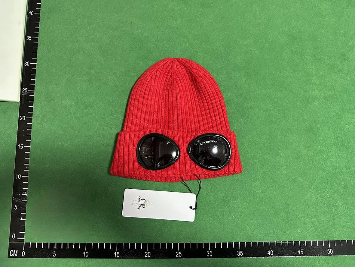 CP COMPANY BEANNIE