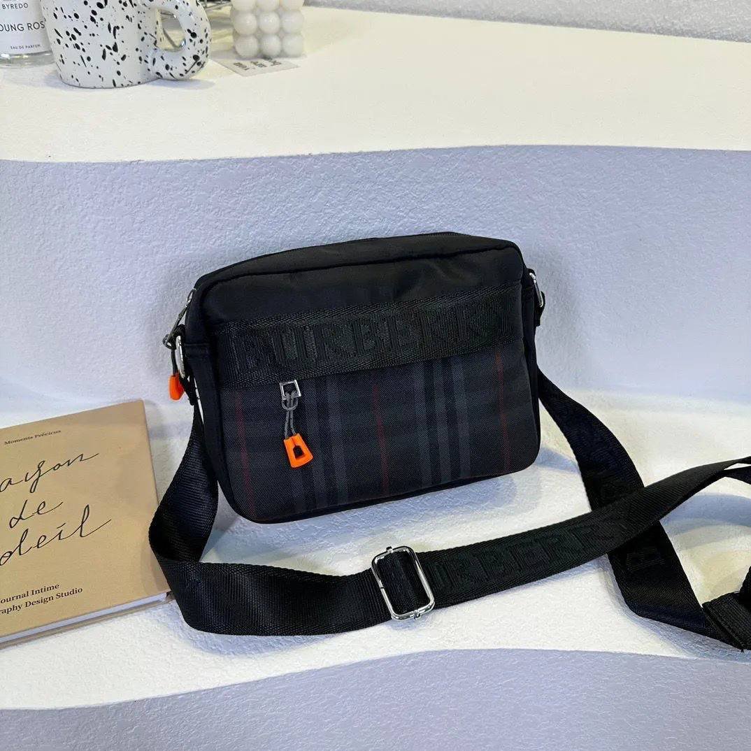   Burberry Bag