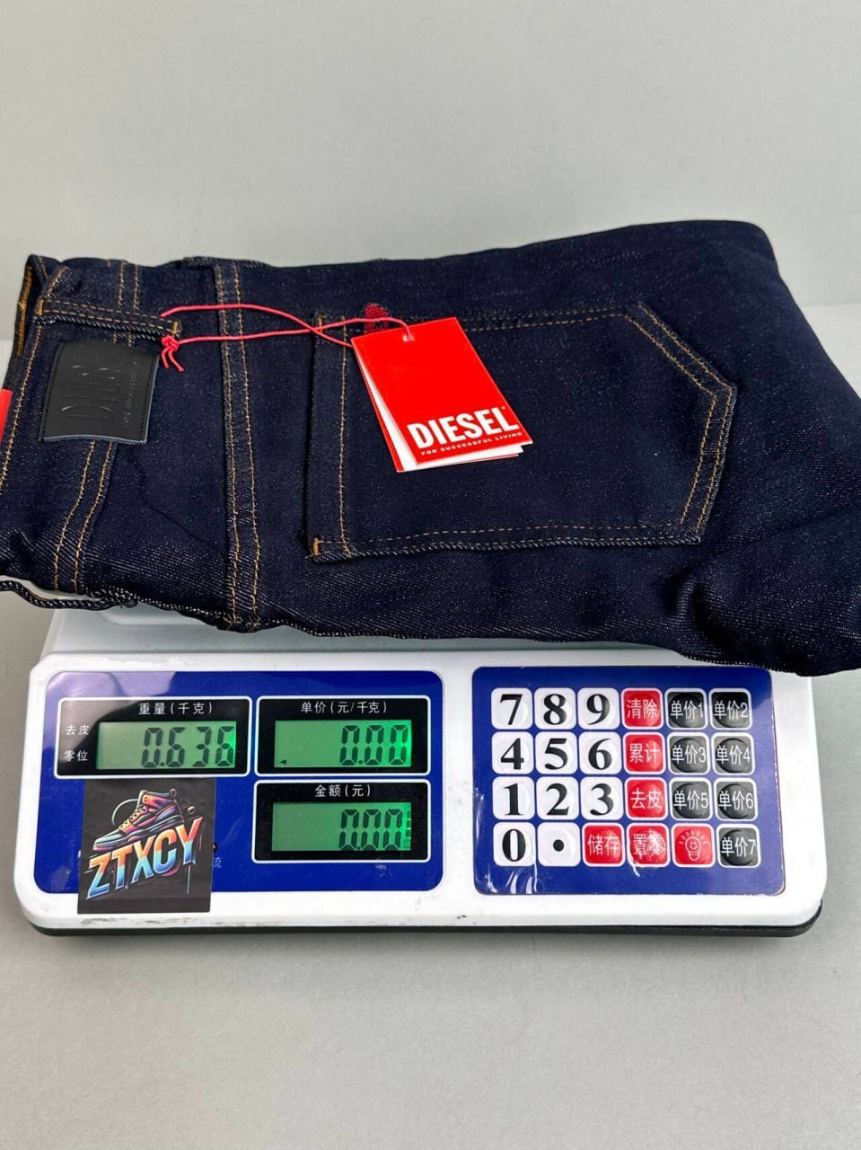 DIESEL jeans