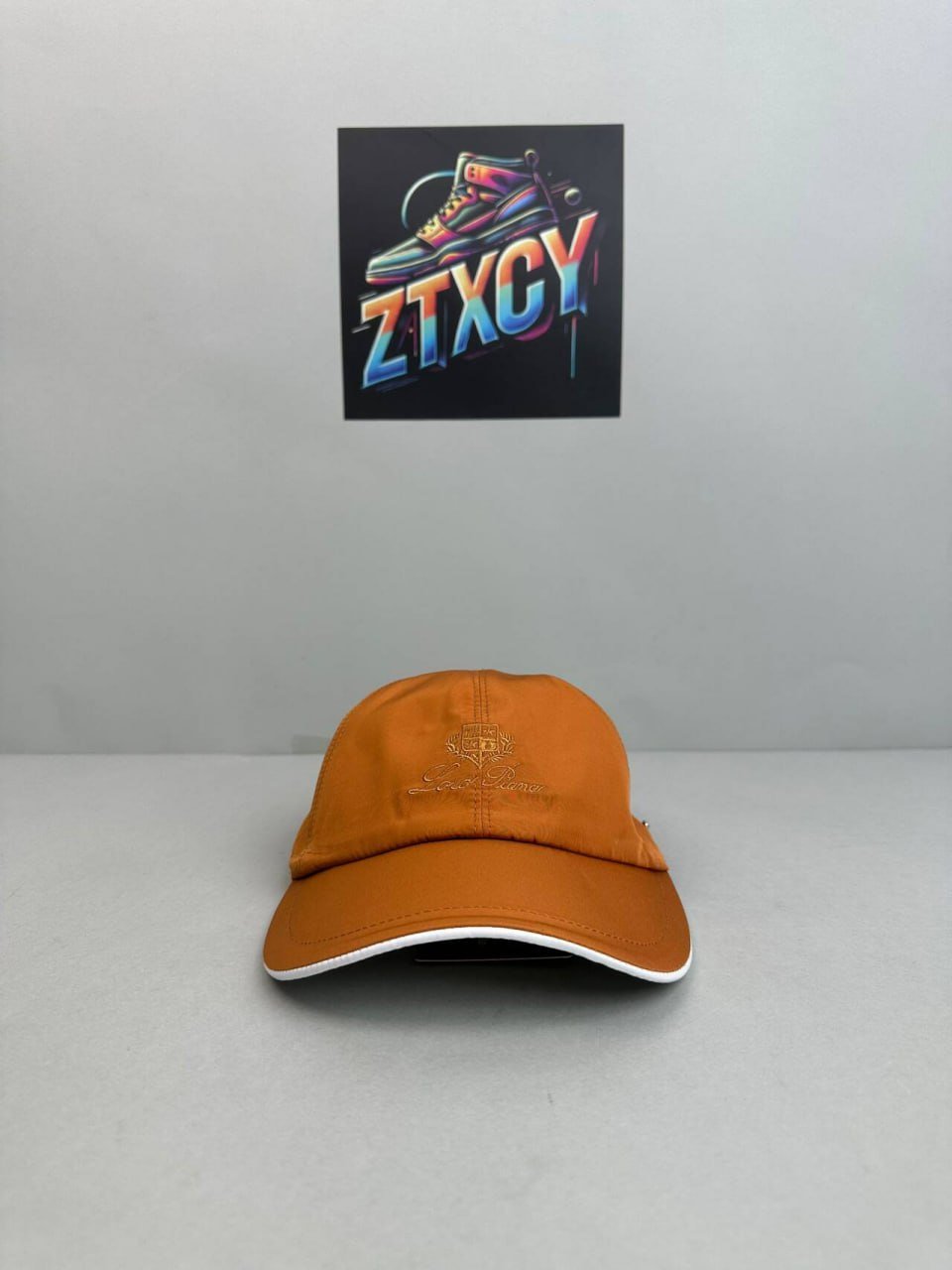  Loro Piana